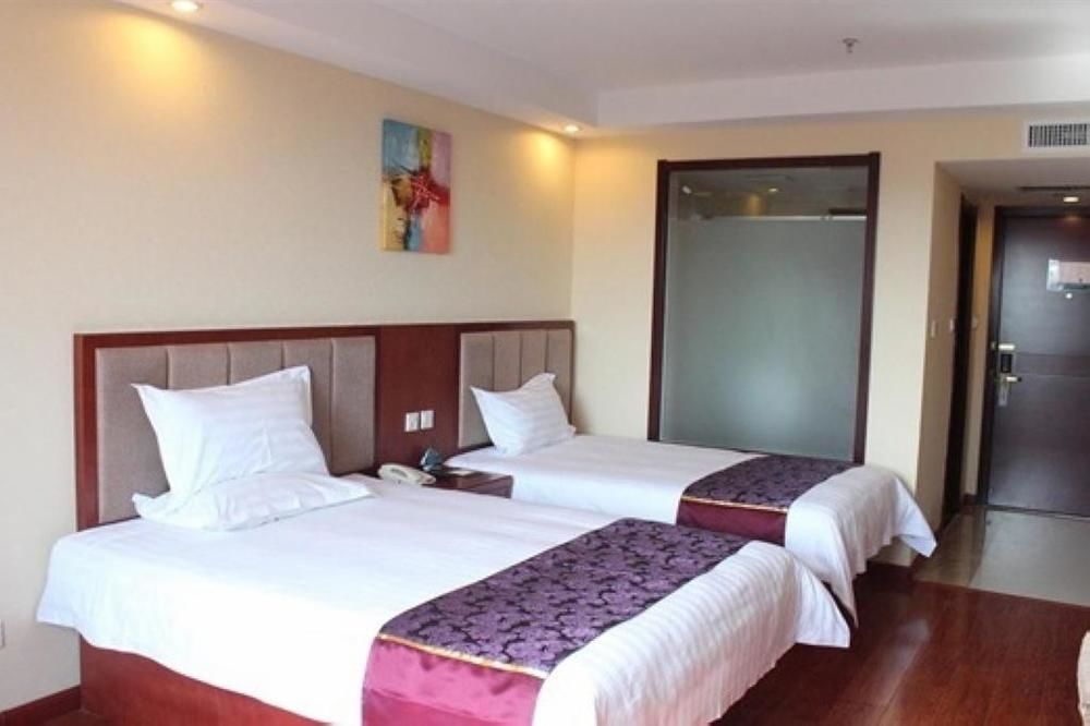 Greentree Inn Shandong Qingdao Wuyishan Road Jiashike Shopping Center Business Hotel Exteriör bild
