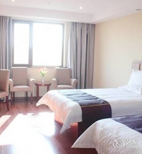 Greentree Inn Shandong Qingdao Wuyishan Road Jiashike Shopping Center Business Hotel Exteriör bild